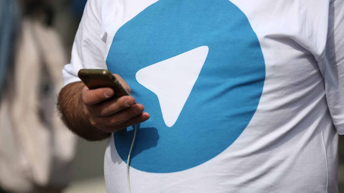 ТОП 10 лучших Telegram-каналов — самые залипательные паблики